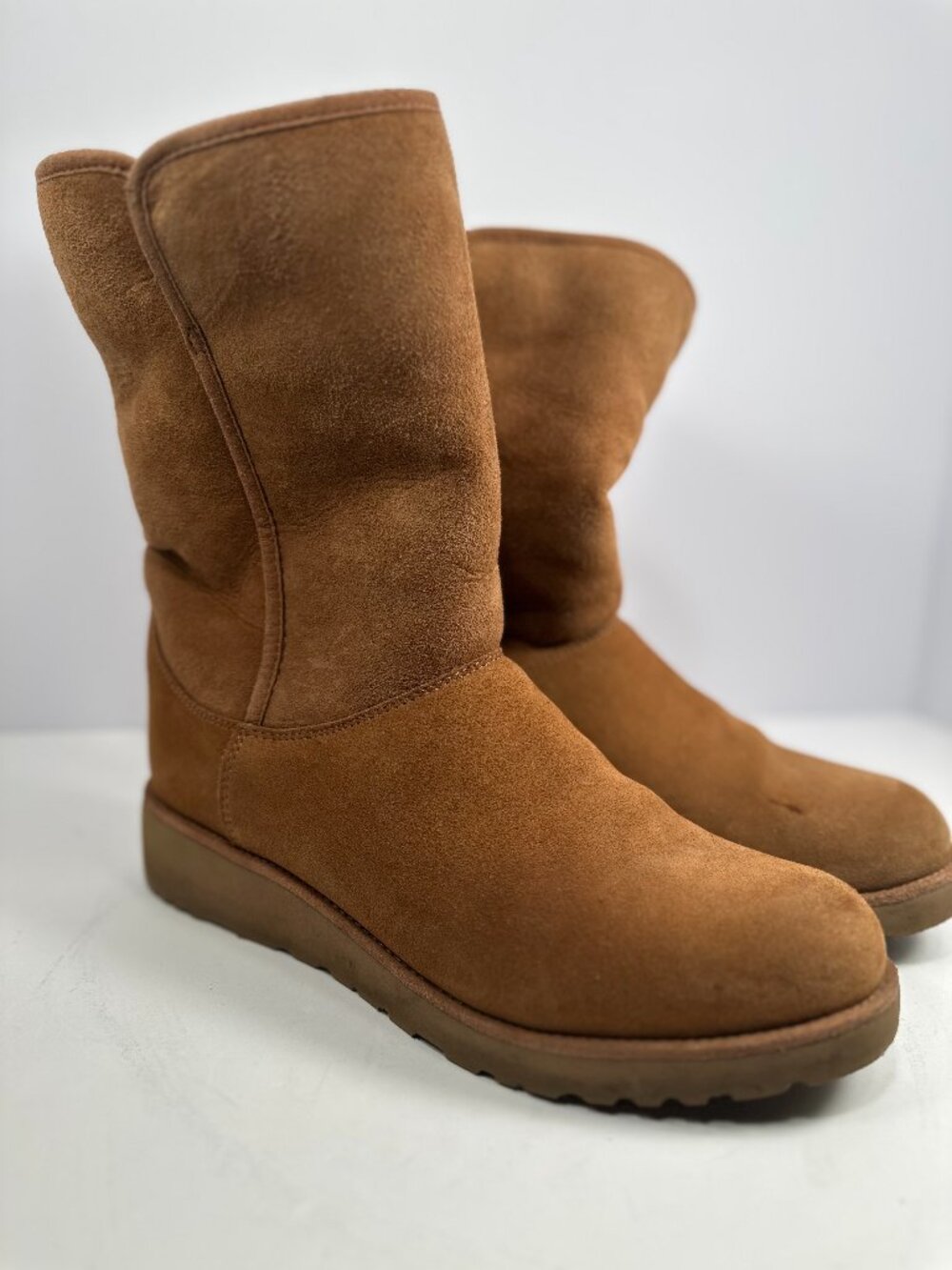 UGG Women's Amie Slim Short Wedge Boots